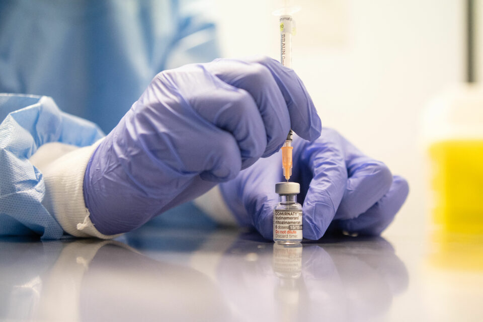 Vacciné 217 fois contre le Covid sans effets secondaires : le cas d’un Allemand étudié par des scientifiques